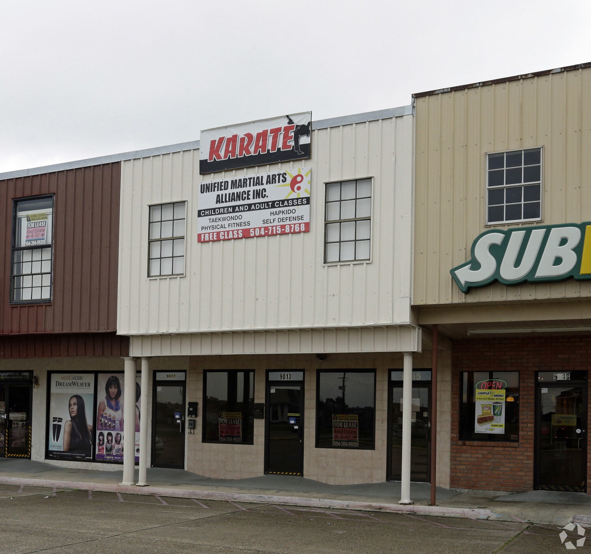 9013 W Judge Perez Dr, Chalmette, LA for sale Primary Photo- Image 1 of 1