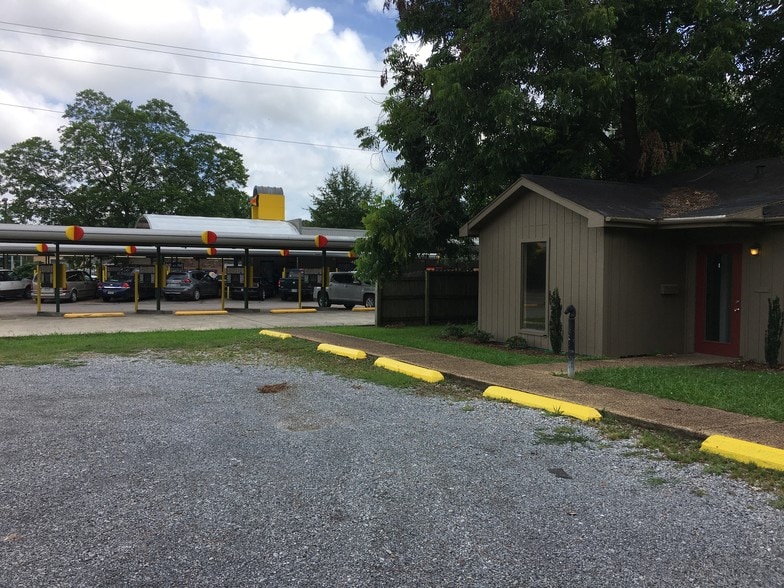 721 E Reed Rd, Greenville, MS 38701