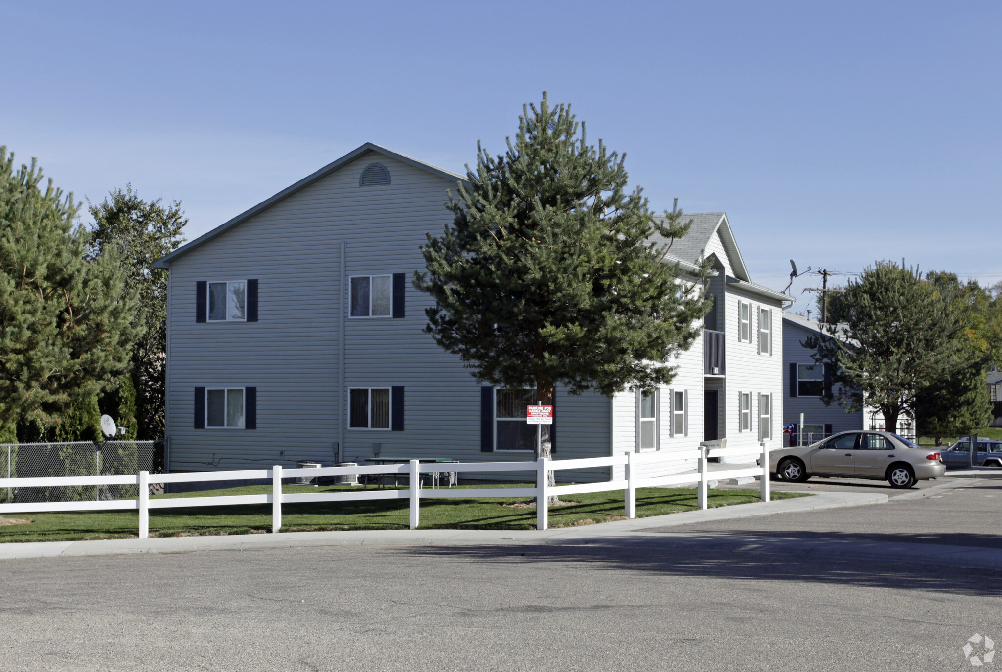 402 N Michigan Ave, Caldwell, ID for sale Primary Photo- Image 1 of 1