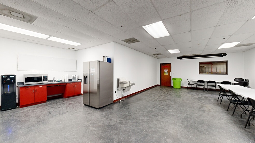 910 10th St, Plano, TX for lease - Matterport 3D Scan - Image 3 of 23