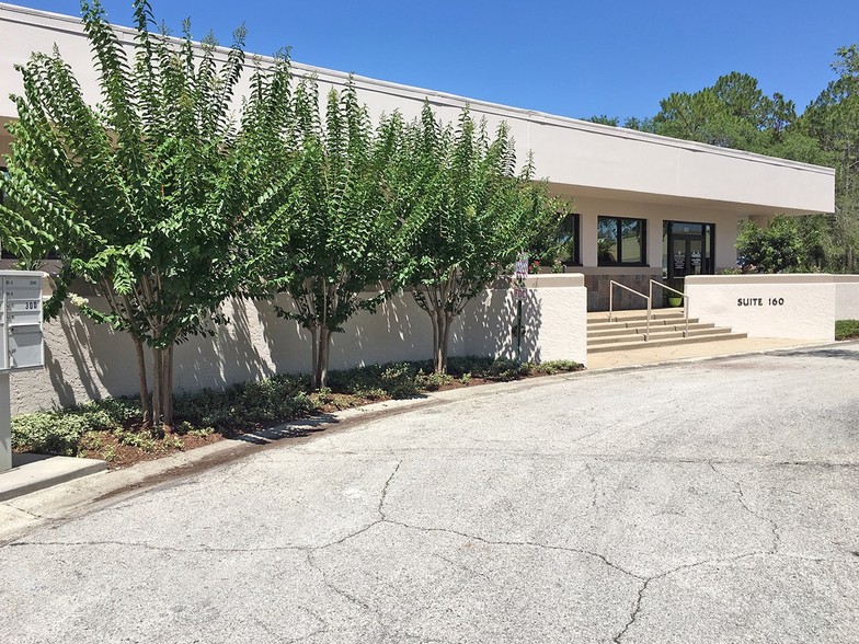 10701 Danka Way N, Saint Petersburg, FL for lease - Building Photo - Image 2 of 7