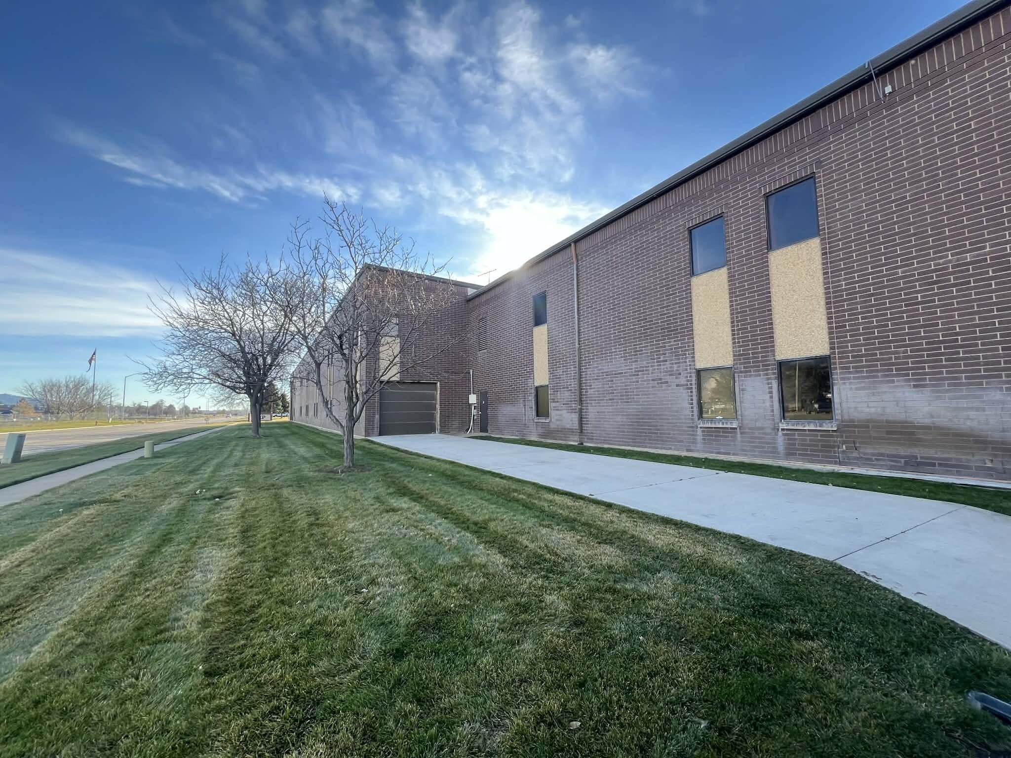 2533-2541 Rulon White Blvd, Ogden, UT for lease Building Photo- Image 1 of 23