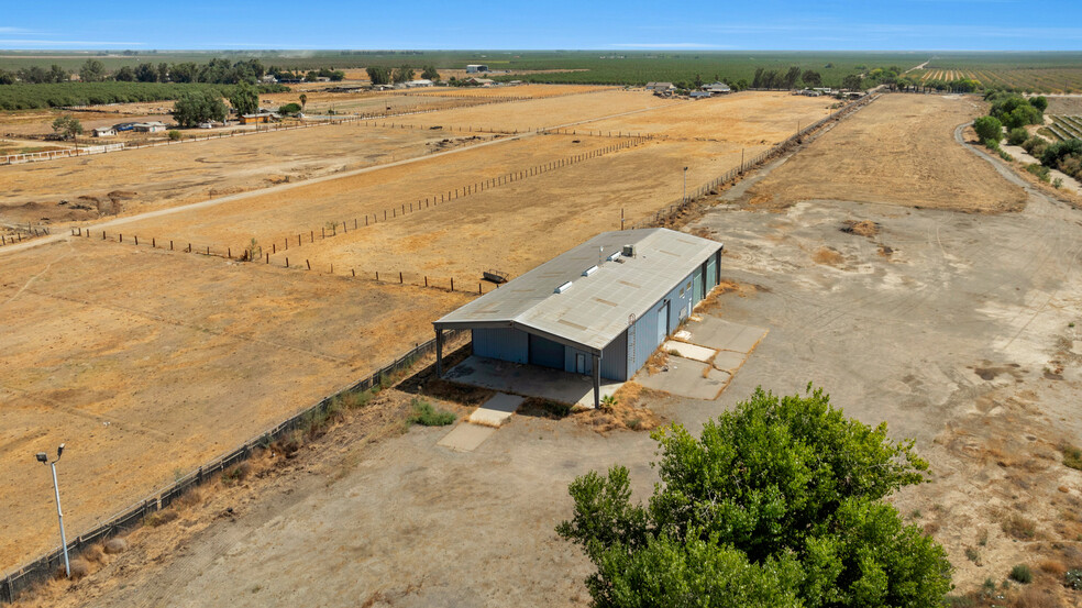 6785 Rd 136, Earlimart, CA for sale - Building Photo - Image 2 of 10