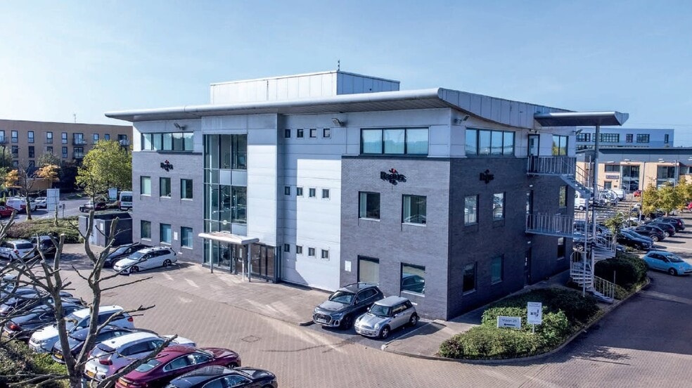 Electric Ave, Enfield for lease - Building Photo - Image 1 of 2