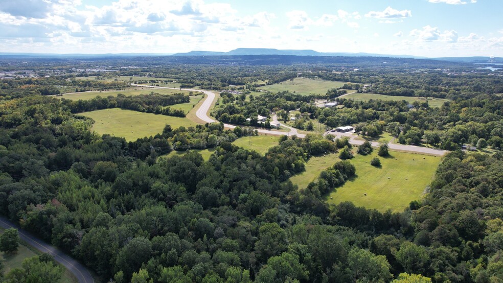 Weir Road | Exit 83 | I-40 Exposure, Russellville, AR for sale - Building Photo - Image 2 of 8