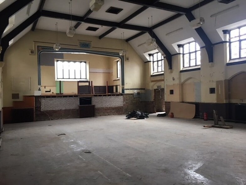 605 Ecclesall Rd, Sheffield for sale - Interior Photo - Image 2 of 4