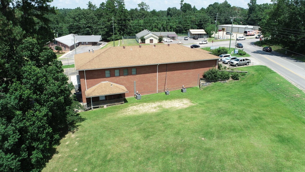 5000 W 4th St, Hattiesburg, MS for lease - Building Photo - Image 3 of 11