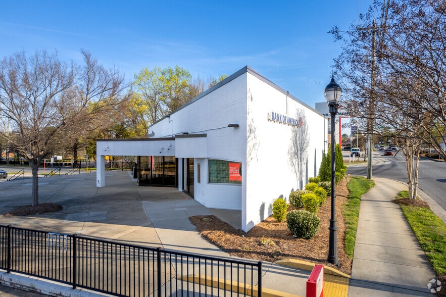 2249 Beatties Ford Rd, Charlotte, NC 28216