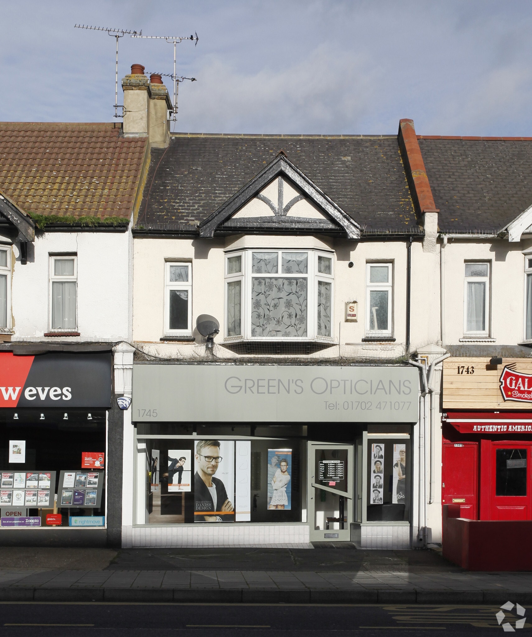 1745 London Rd, Leigh On Sea for sale Primary Photo- Image 1 of 1