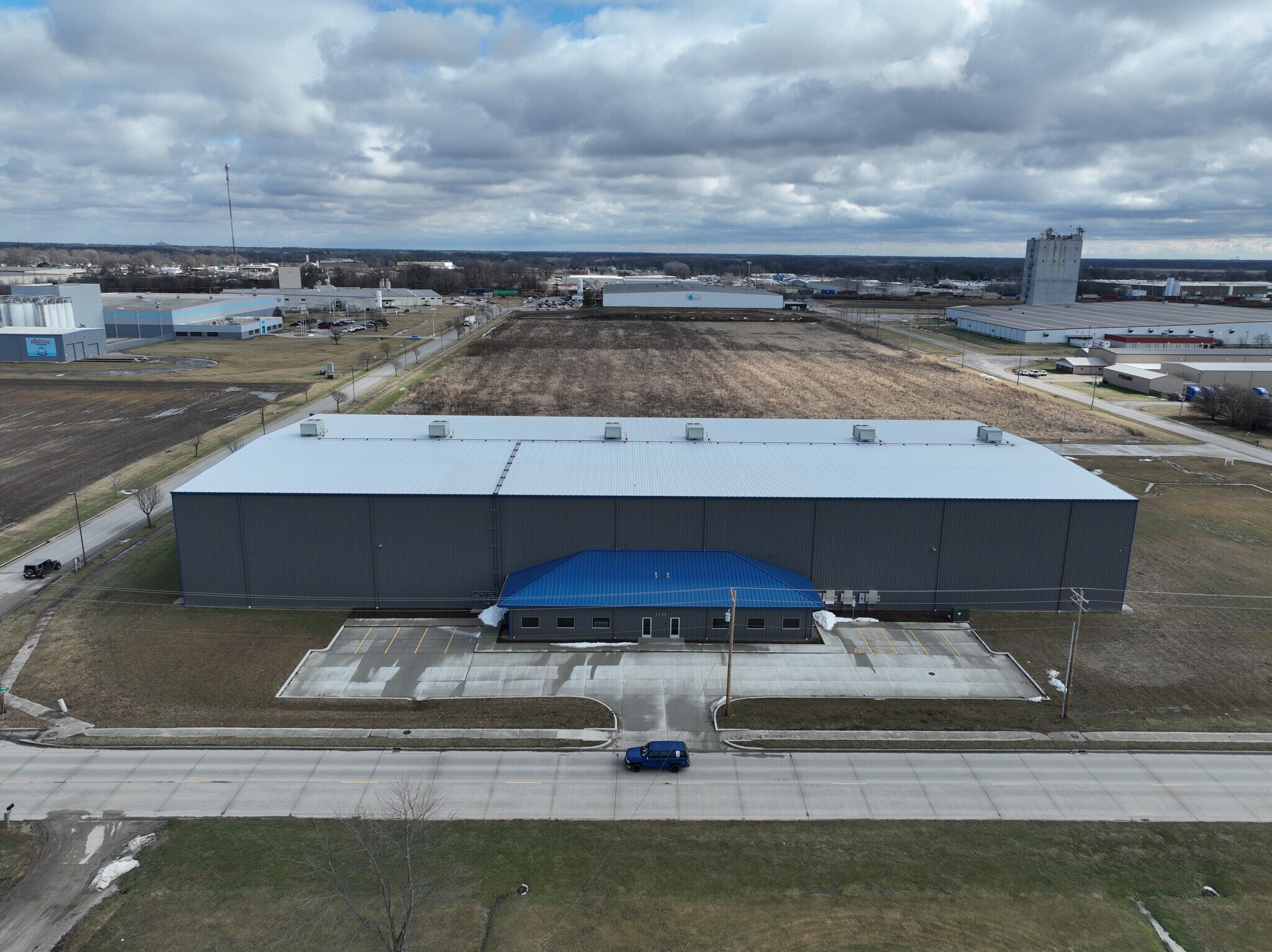 2300 Raney, Effingham, IL for lease Building Photo- Image 1 of 31
