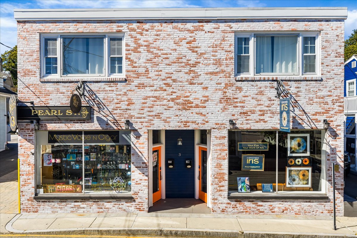 3 Pearl St, Mystic, CT for lease Interior Photo- Image 1 of 12