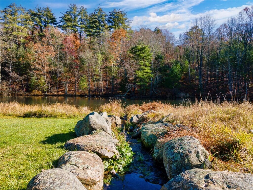 333 City Hall Rd, Kerhonkson, NY 12446 333 City Hall Rd, Kerhonkson