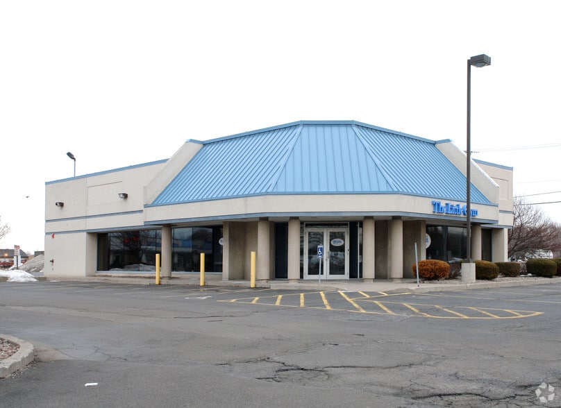 3208 Latta Rd, Rochester, NY 14612