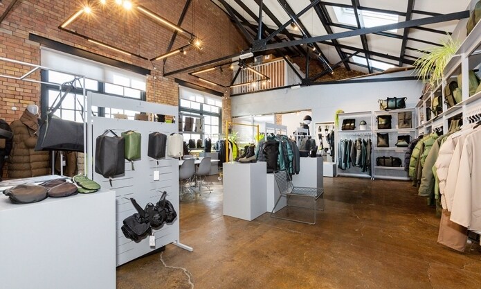 99 Wallis Rd, London for lease - Interior Photo - Image 3 of 6