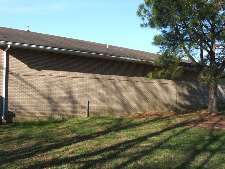 1540 Four Locust Hwy, Keysville, VA for sale - Building Photo - Image 1 of 9