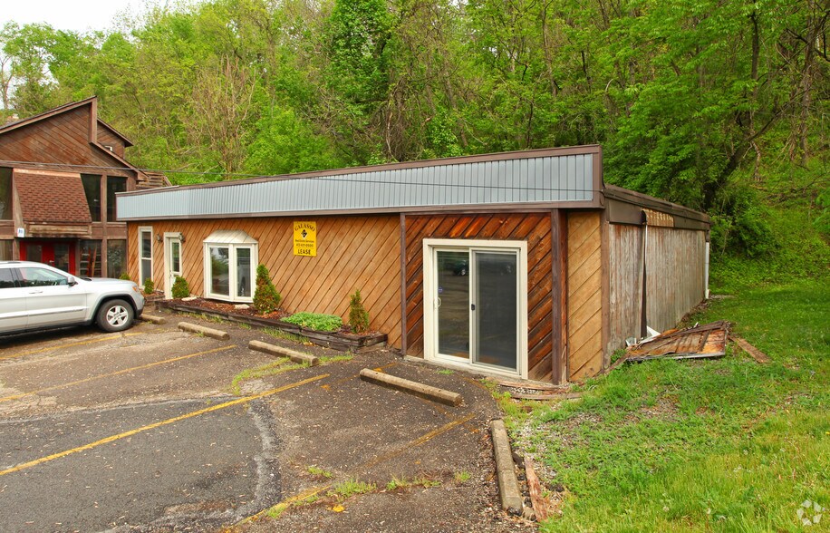 1321A McLaughlin Run Rd, Pittsburgh, PA 15241