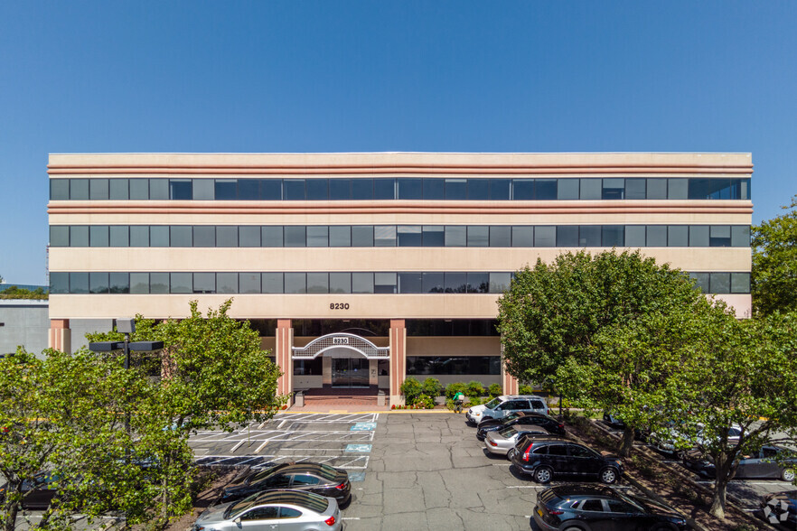 8230 Old Courthouse Rd, Vienna, VA for lease - Building Photo - Image 3 of 8