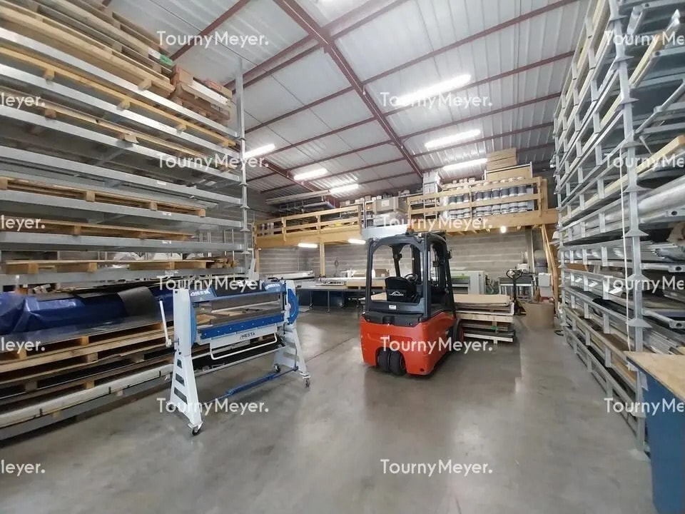 Flex in Gouesnou for lease Interior Photo- Image 1 of 7