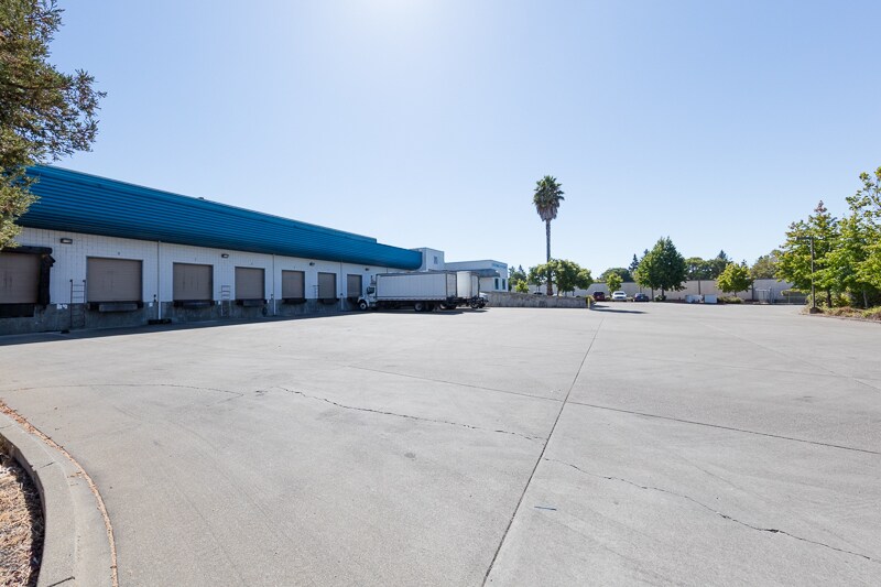 5980 State Farm Dr, Rohnert Park, CA 94928 Cold Storage Facility