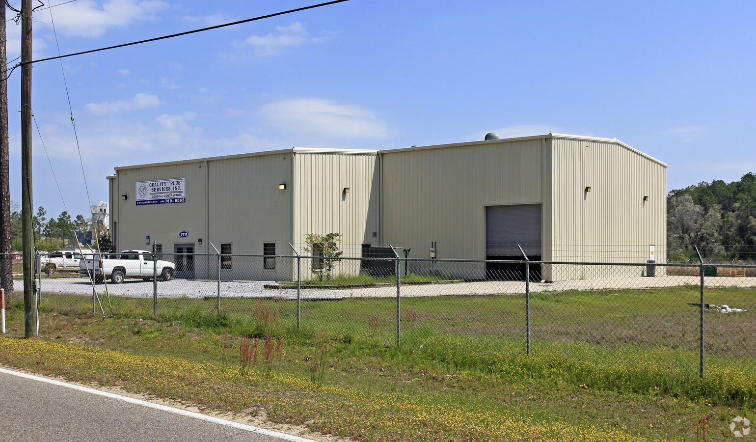 7111 Bayou Dr, Panama City, FL 32404