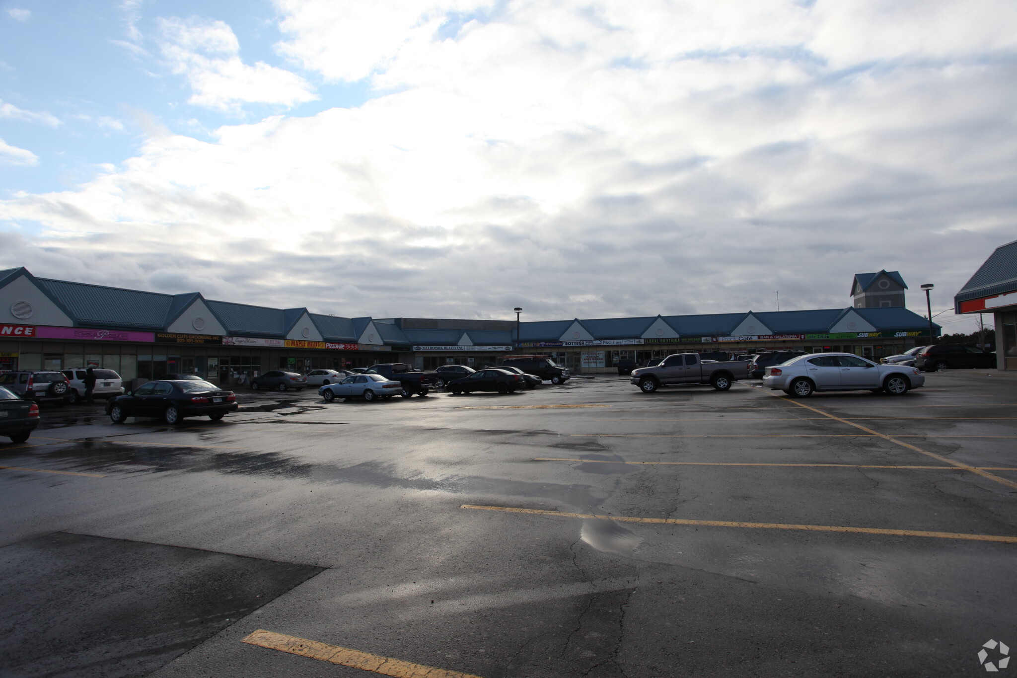 9222 Keele St, Vaughan, ON for sale Primary Photo- Image 1 of 1