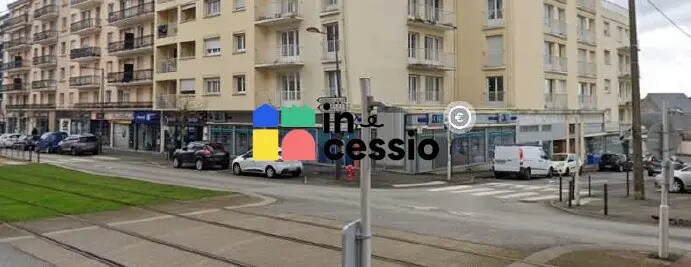 Retail in Le Mans for sale - Building Photo - Image 2 of 2