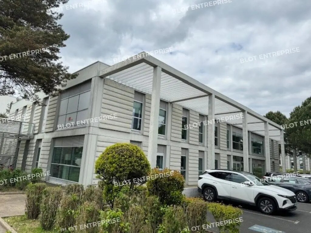 Office in Nantes for lease Building Photo- Image 1 of 9