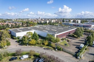 10/12 Rue Marie Curie, Coignières, YVE - Aerial map view