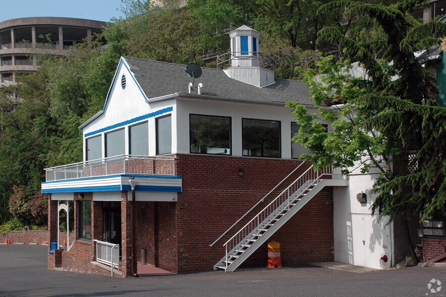 757 Farragut Pl, West New York, NJ for sale - Building Photo - Image 2 of 2