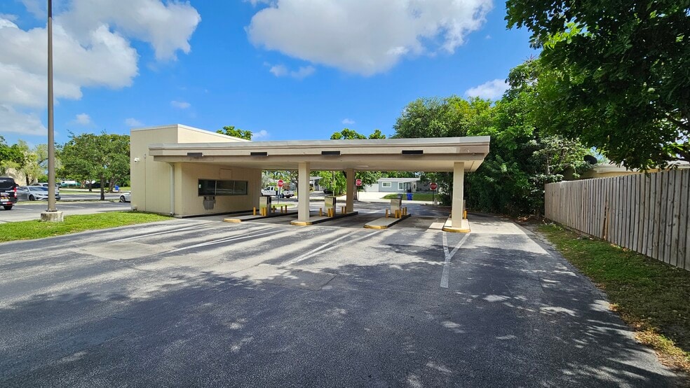 6600 W Taft St, Hollywood, FL for lease - Building Photo - Image 3 of 20