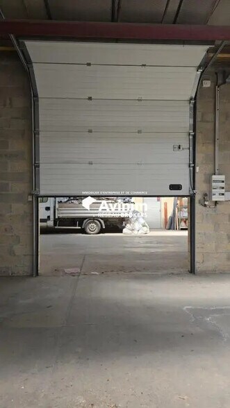 Industrial in Neuilly-en-Thelle for sale - Building Photo - Image 1 of 17