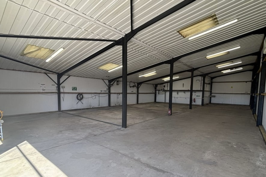 Bromsberrow Rd, Ledbury for lease - Interior Photo - Image 3 of 3