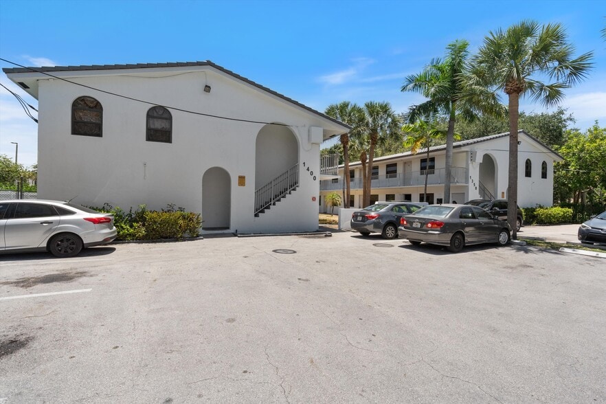 1350-1400 NE 5th Ter, Fort Lauderdale, FL for sale - Building Photo - Image 1 of 10