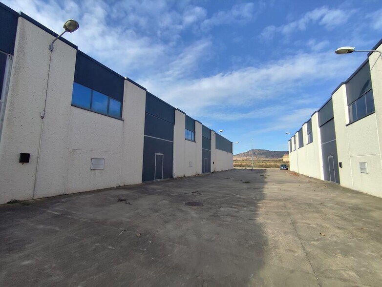 Industrial in Hormilla for sale - Building Photo - Image 3 of 13