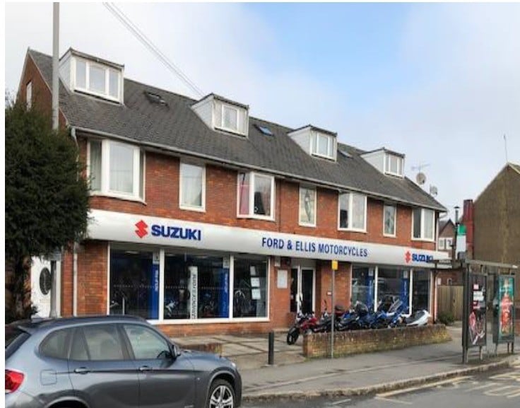 132-152 Broad St, Chesham for sale Primary Photo- Image 1 of 1