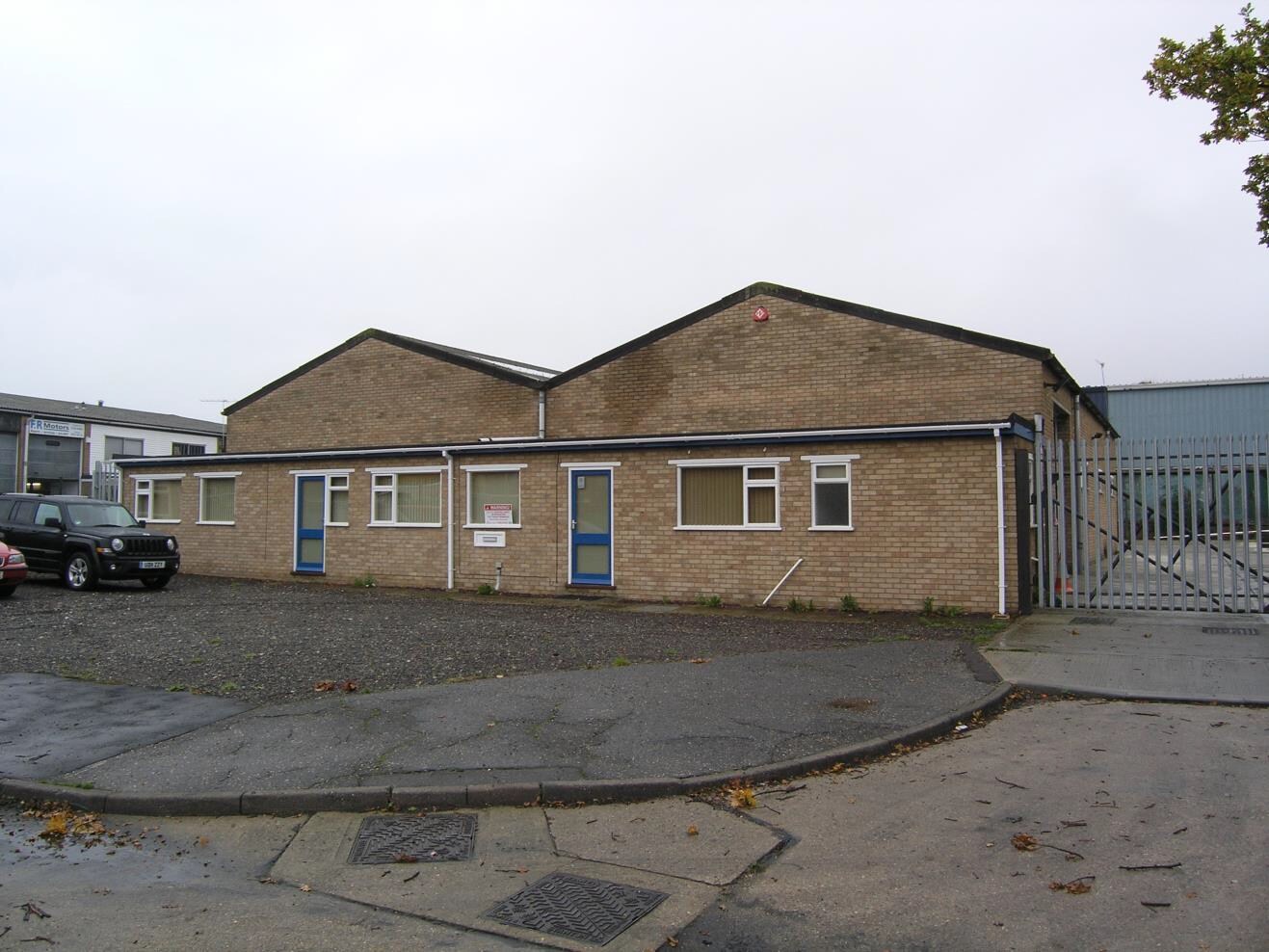 3 Wade Rd, Clacton On Sea for sale Building Photo- Image 1 of 1