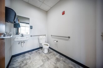 1221 Commerce Dr, Crete, IL for lease Interior Photo- Image 2 of 6