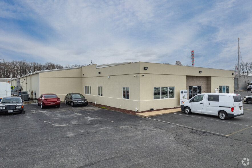 17573 S Dupont Hwy, Harrington, DE for lease - Building Photo - Image 1 of 5