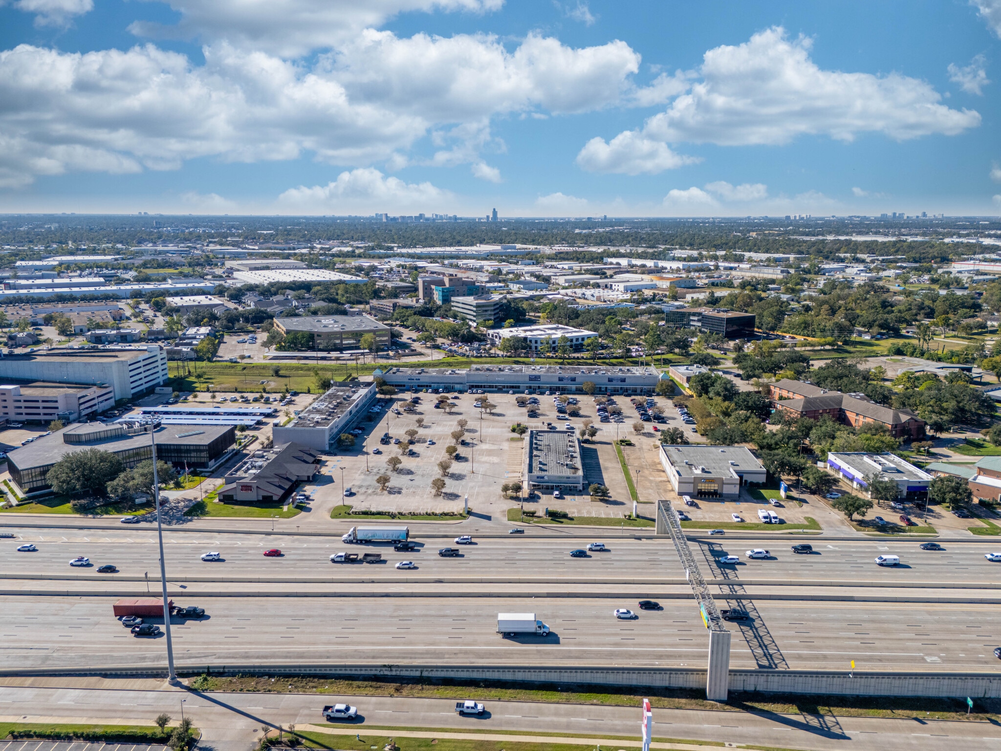 13167 Northwest Fwy, Houston, TX for lease Primary Photo- Image 1 of 13