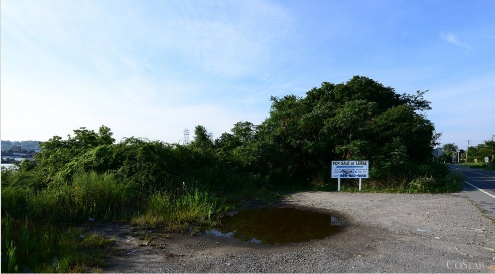 530 Riverside Ave, Somerset, MA for sale Primary Photo- Image 1 of 1