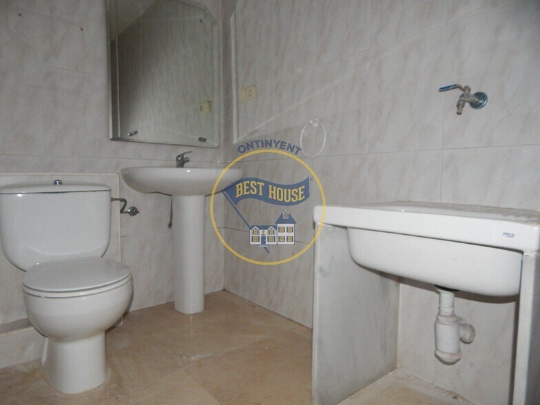 Retail in Ontinyent for lease - Building Photo - Image 3 of 4