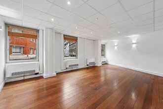 43 Rue Jean Jaurès, Levallois-Perret for lease Interior Photo- Image 2 of 13