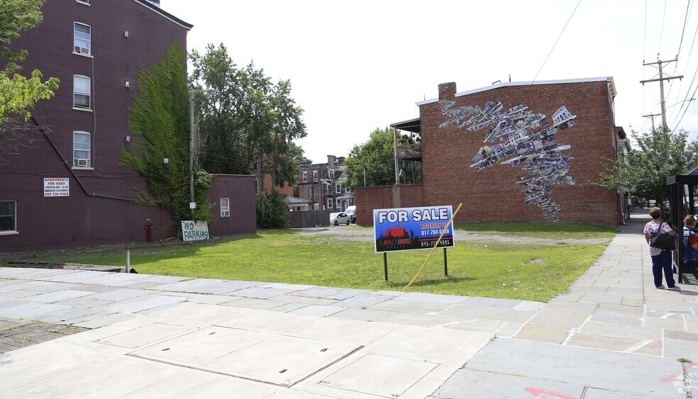 91 Broadway, Newburgh, NY for sale - Primary Photo - Image 1 of 1