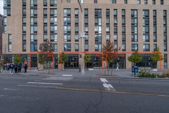 1725 Village Ln, Far Rockaway, NY for lease Interior Photo- Image 2 of 2