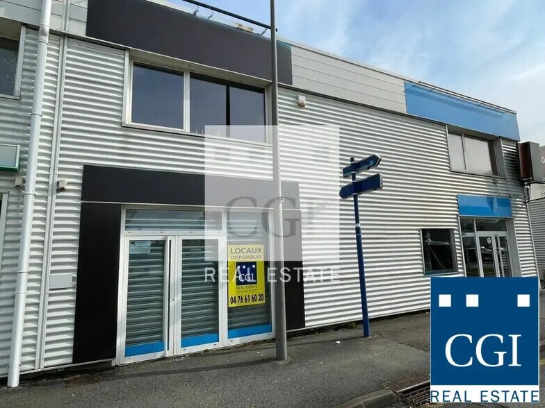 Retail in SAINT-MARTIN-D'HERES for lease - Building Photo - Image 1 of 10