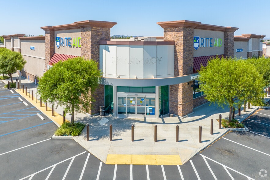 Newport Rd, Menifee, CA for lease - Primary Photo - Image 1 of 4