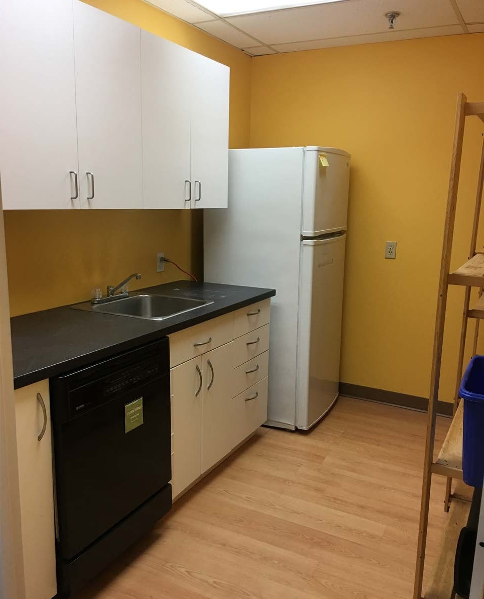 2220 Boul Lapinière, Brossard, QC for lease Interior Photo- Image 1 of 2