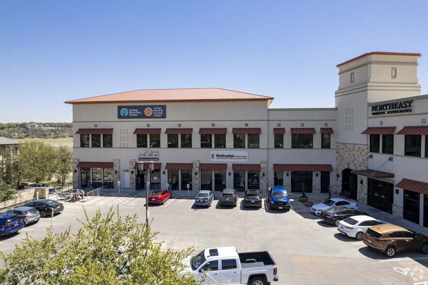 250 E Basse Rd, San Antonio, TX for lease - Building Photo - Image 3 of 94