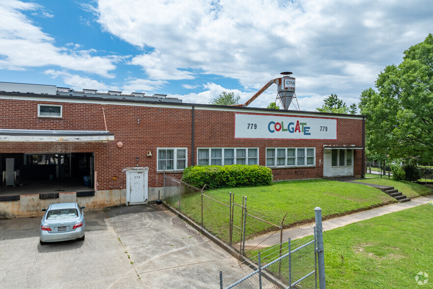 220 Pearl St SE, Atlanta, GA for sale - Building Photo - Image 2 of 14