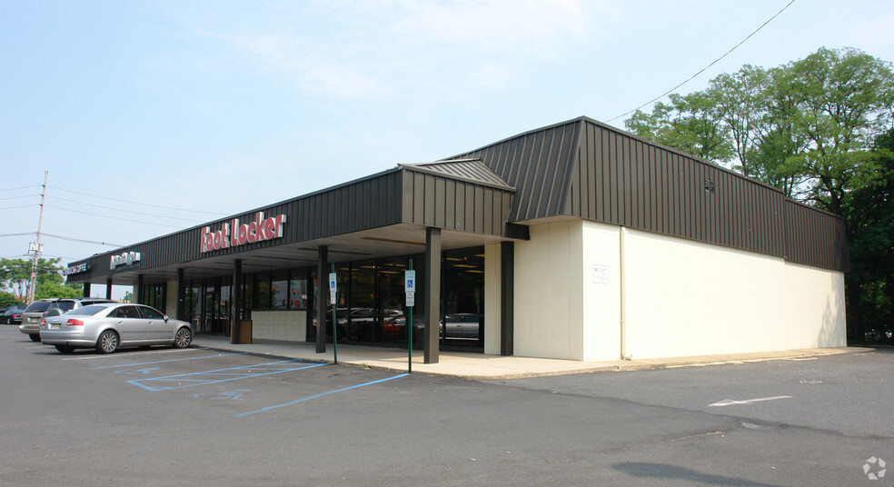 2009-2011 Rt-35, Middletown, NJ for lease - Primary Photo - Image 1 of 1